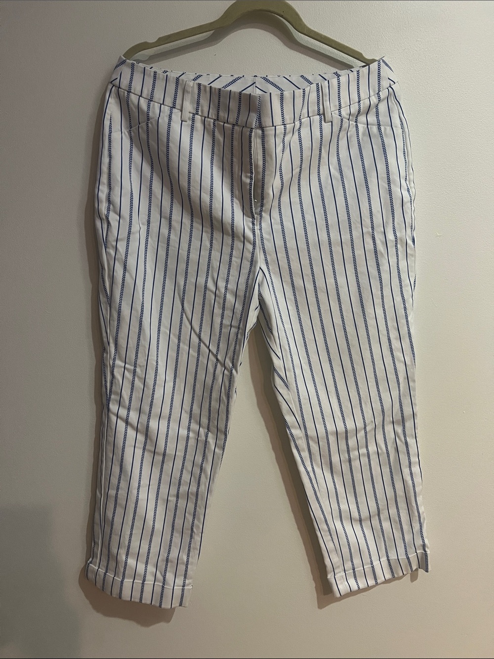 Chico's White Cropped Pants with Blue Pinstripes